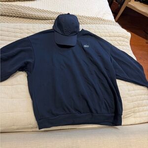 ALO Yoga Men's Navy Crewneck Sweatshirt with Matching Navy Cap